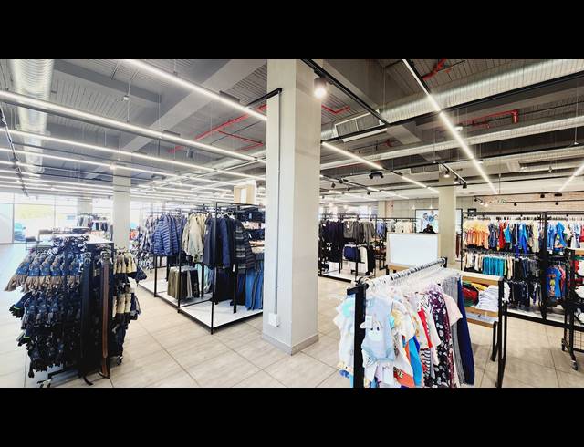 596M² RETAIL TO LET IN NORTH RIDING